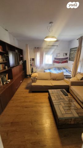 שדמות דבורה 1