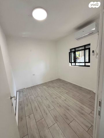 דרך משה דיין 144