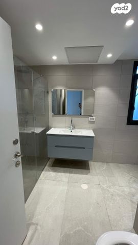 דירה, אברהם לינקולן 11, אחוזה, חיפה