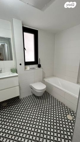 דירה, העצמאות 97, כפר גנים ג, פתח תקווה