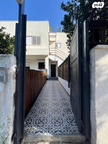 בית פרטי/ קוטג', דרך משה דיין 144, ביצרון ורמת ישראל, תל אביב יפו