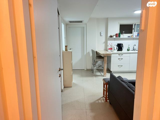 יחידת דיור, לח"י 12, מרכז המושבה, גן יבנה