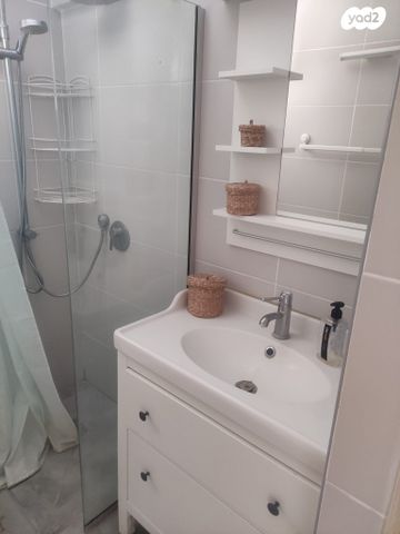 דירה, יוסף שפרינצק 54, שיכון א', קרית שמונה