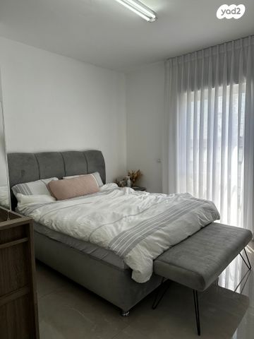 נלסון גליק 6