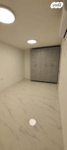 יחידת דיור, חנה טרגר 4, נווה עוז, פתח תקווה