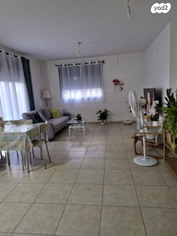 דירה, גלבוע 47, דרום עפולה, עפולה