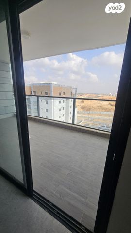 דירה, שעורה 1, הבוסתנים, שדרות