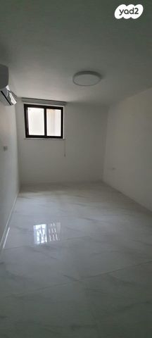 יחידת דיור, חנה טרגר 4, נווה עוז, פתח תקווה