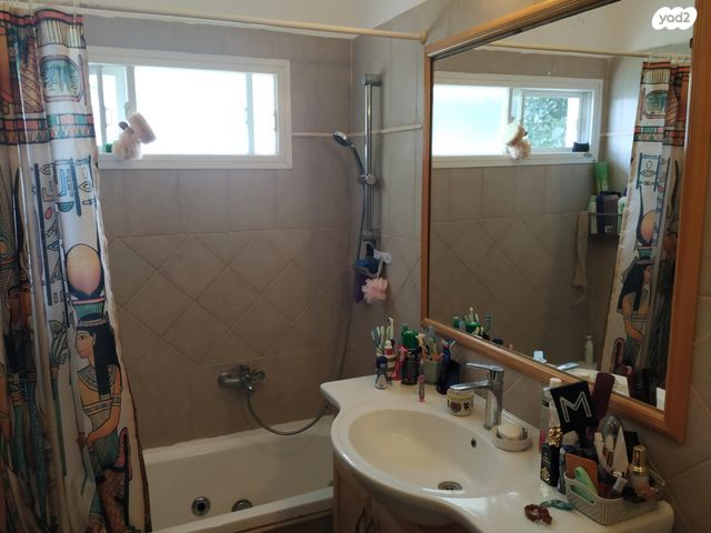 דו משפחתי, שארית הפליטה 73, הוד הכרמל, דניה, חיפה