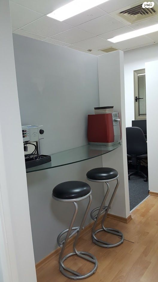 חיים פקריס 4