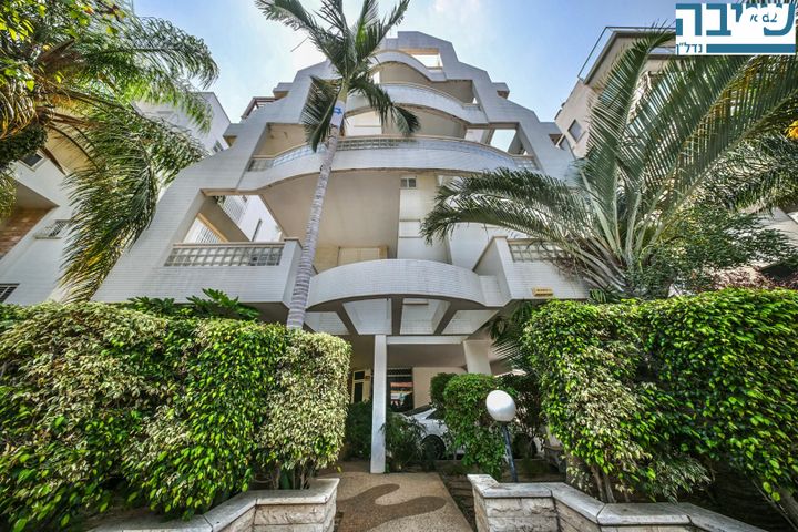 רחל הרשנזון 