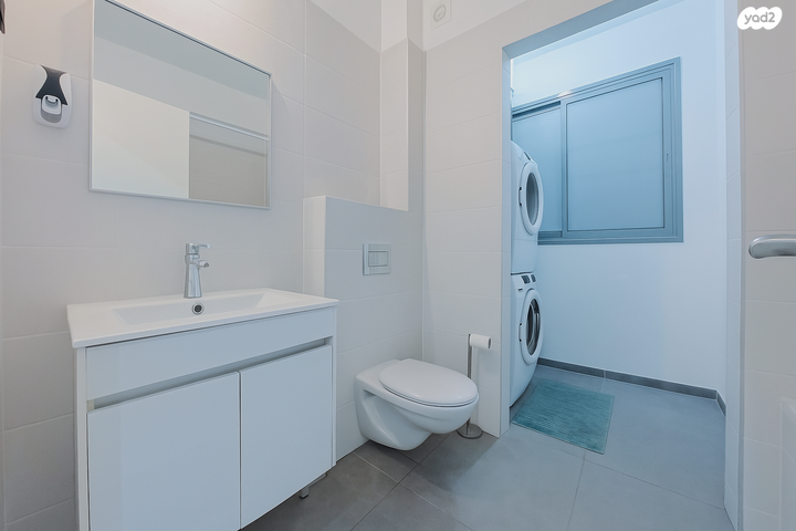 דירה, יחידת 101 7, אריק שרון, נהריה