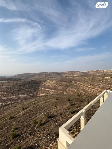 גג/ פנטהאוז, משכנות גבעת זאב, גבעת זאב