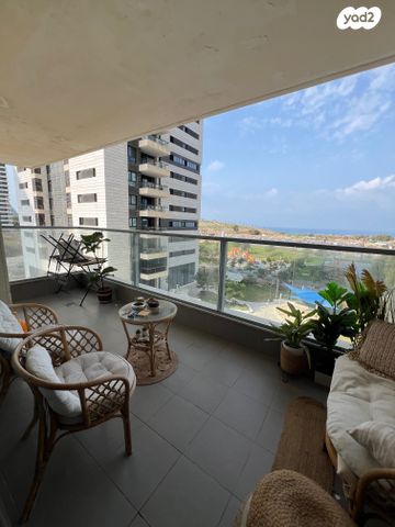 דירה, יוחנן הסנדלר 8, בת ים