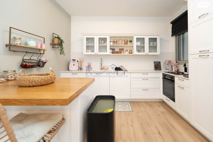 דירה, נחל בניאס 4, אגמים, נתניה