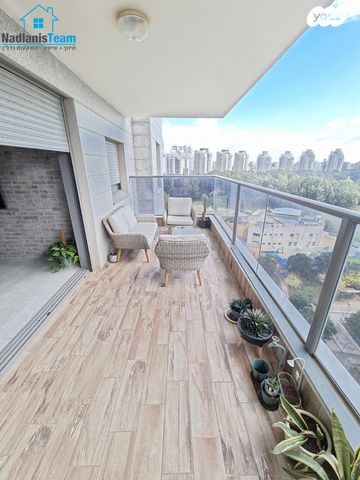 דירה, דוד רזניק 7, גלי הים, נתניה