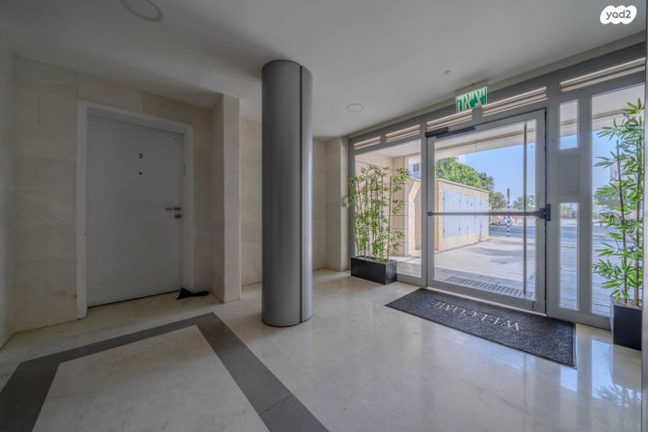 דירת גן, שוהם, אבני חן, חריש