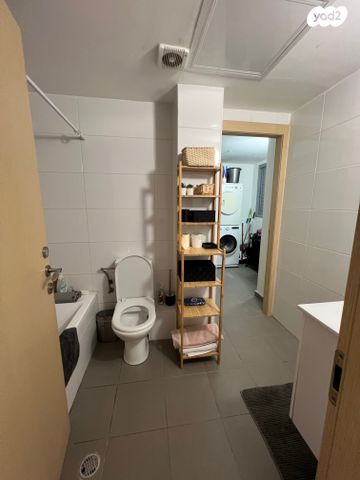 דירה, יוחנן הסנדלר 8, בת ים