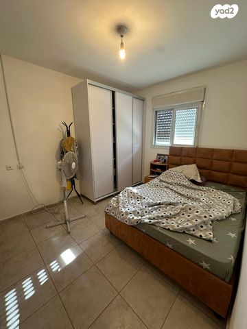 דירה, פקיעין, נווה אילן, אשקלון