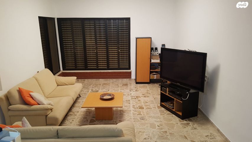 גג/ פנטהאוז, הגדוד העברי, קרית חיים מזרחית, חיפה