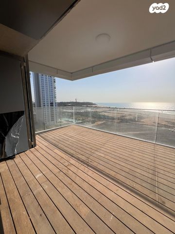 דירה, אהוד מנור 20, עיר ימים, נתניה