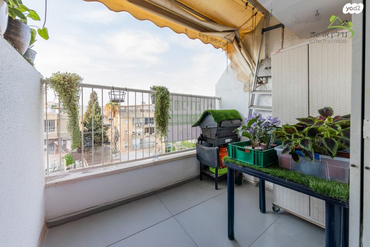 דירה, יוסף ספיר 60, פתח תקווה