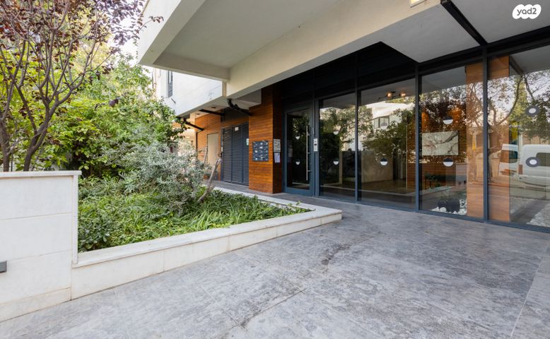 דירה, ישראל טייבר, גבעת הרמבם, גבעתיים