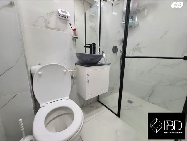 דירה, קרית אתא