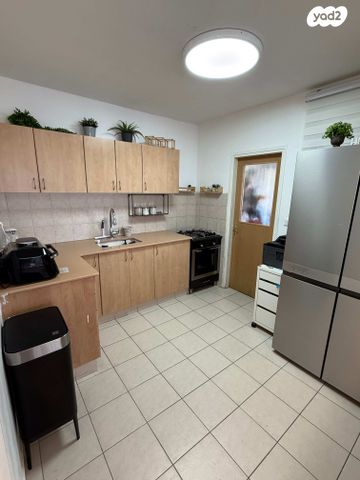 דירה, שמחה הולצברג 16, רמלה