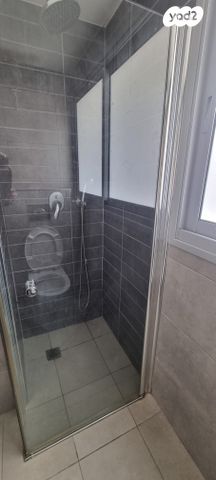 דירה, הרצליה