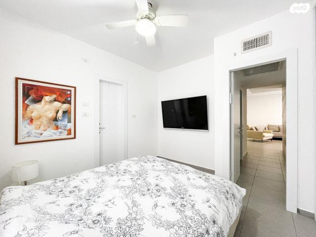 דירה, אברהם בלסברג, ברנע, אשקלון