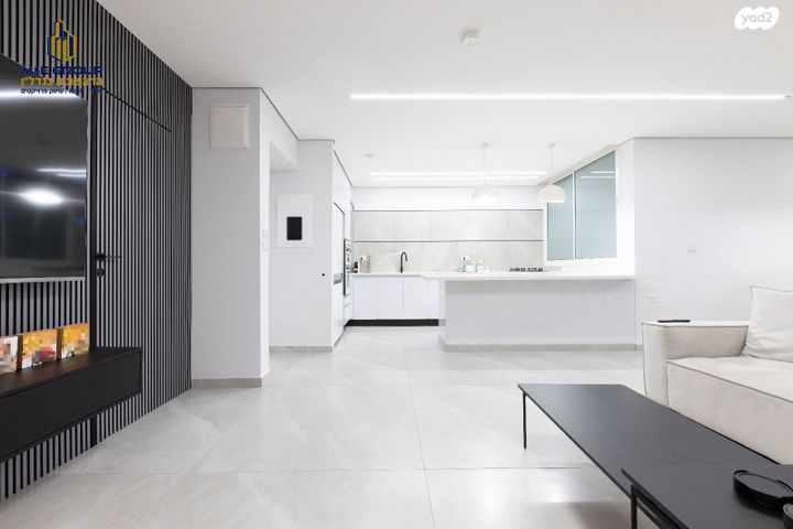 דירת גן, רמב"ם, ראשון לציון