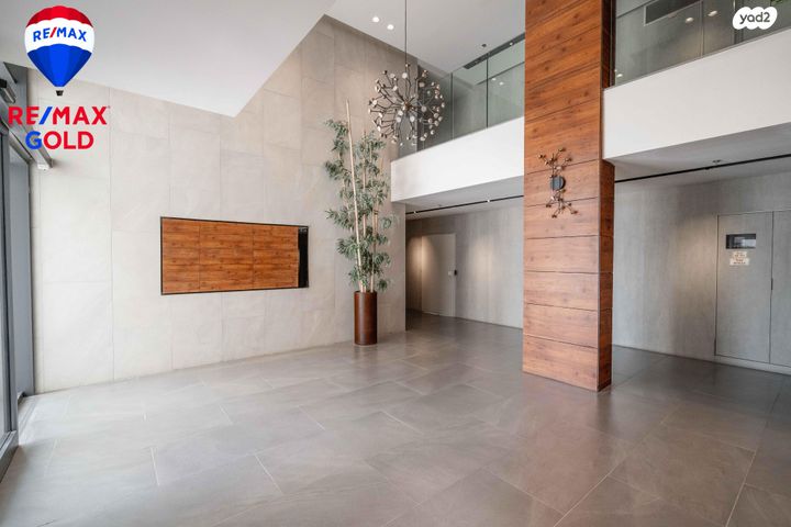 דירה, יגאל ידין 3, המגינים, מודיעין מכבים רעות