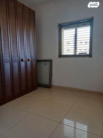 דירה, הרצליה