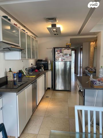 דירה, הגדוד העברי, קטמון הישנה, ירושלים