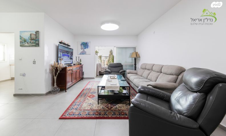 יוסף ספיר 60