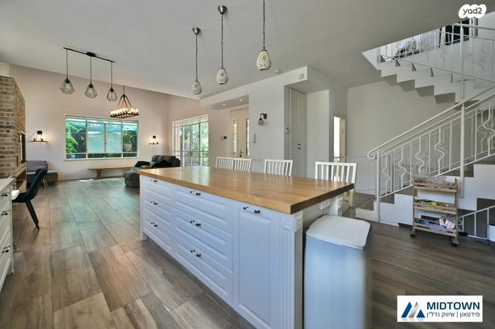 בית פרטי/ קוטג', הדסים, מתחם הדסים, הוד השרון