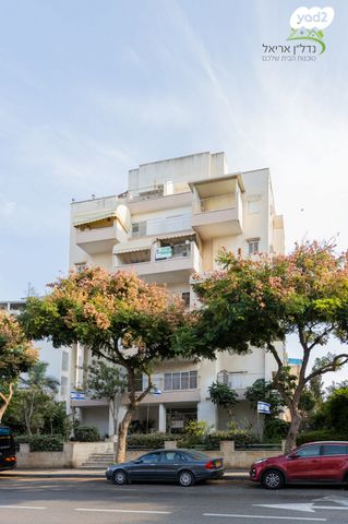 דירה, יוסף ספיר 60, פתח תקווה