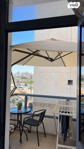 מרינה, פארק לאומי וחופים