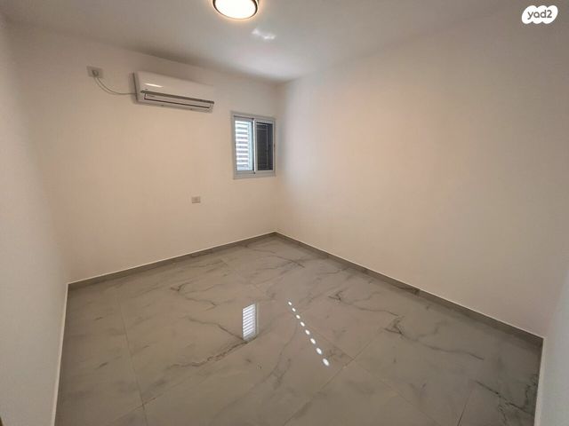 דירה, דימונה