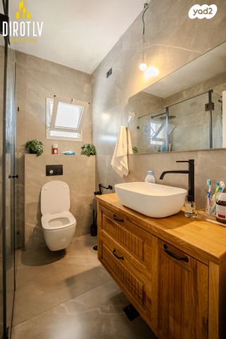 דירה, צביה לובטקין 40, נווה אליעזר וכפר שלם מזרח, תל אביב יפו