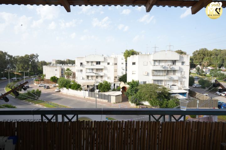 דירה, המסילה, פרדס חנה כרכור