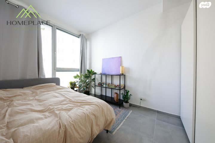 דירה, גרציאני יצחק, גני שרונה, קרית הממשלה, תל אביב יפו