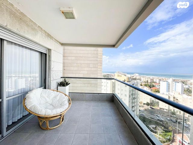 דירה, אברהם בלסברג, ברנע, אשקלון