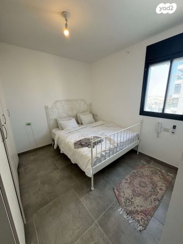 דירה, הרב אבא אבוחצירה, שדרות בפארק, שדרות