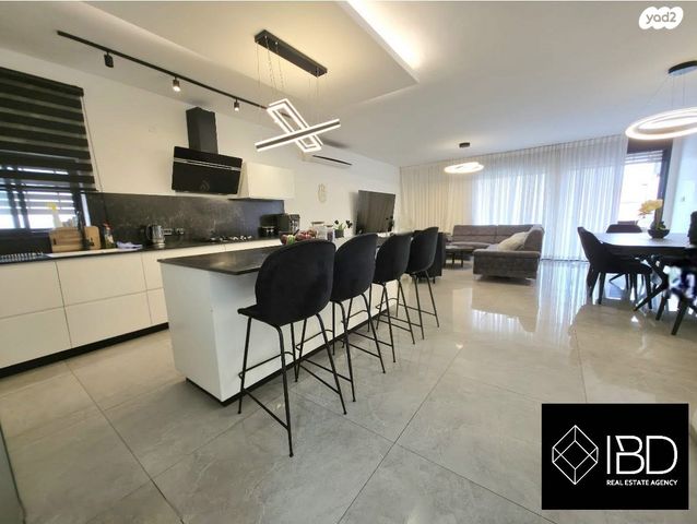 דירה, קרית אתא