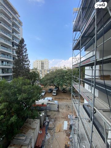 דירה, עזרא קורין 4, נווה חן, תל אביב יפו