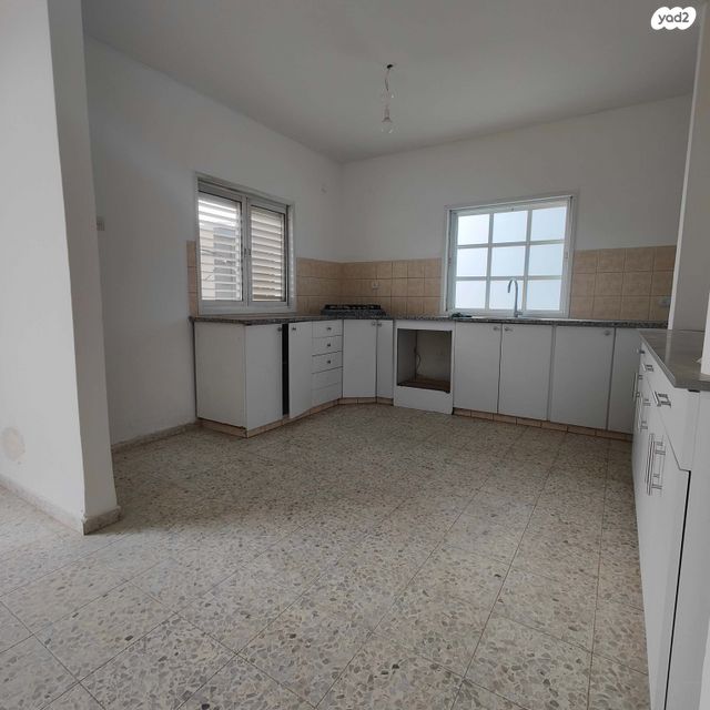 דירה, גבע 33, רמת אפרים, נתניה