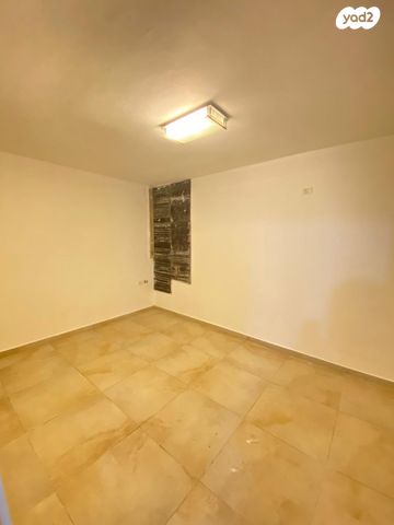 דירה, עזרא קורין 4, נווה חן, תל אביב יפו