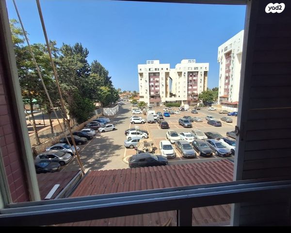 דירה, הרב יצחק בן חנן, נאות גנים, נתניה